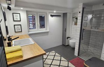 Orscholz apt with free parking & garden & bicycle storage - Foto 10