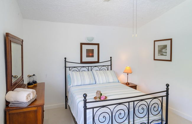 Wild Lotus Villa - Waterfront on Jolly Harbour - Photo 2