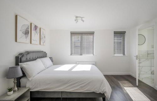 2 Luxurious Apartments with Free Parking near Chelmsford City - Foto 17