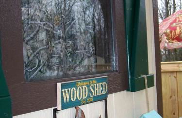 Cozy Wood Shed Tiny House Near Old Hickory Lake w/ Full Kitchen, Fire Pit & Breakfast - Foto 26