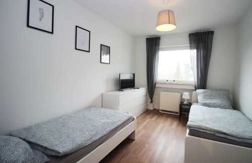 Cozy Apartment with Balcony - Foto 8