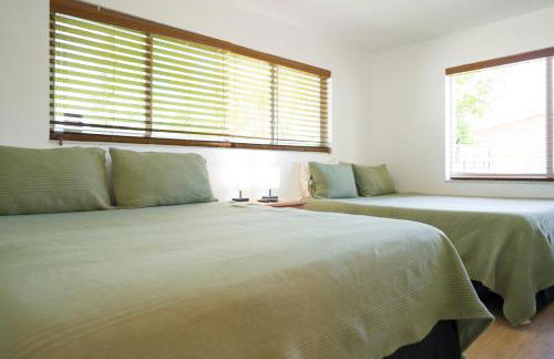 Deerfield Beach Boca Raton with pool 1 mile from the beach - Photo 32