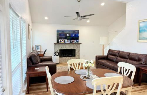 Arlington Entertainment District Home Blue Door - Foto 16