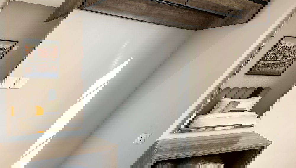 Kease Yasmin E-9 Royal Touch AX17 - Foto 1, Habitación