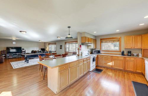 Columbia Falls Private Retreat Pool Table and Deck! - Foto 10