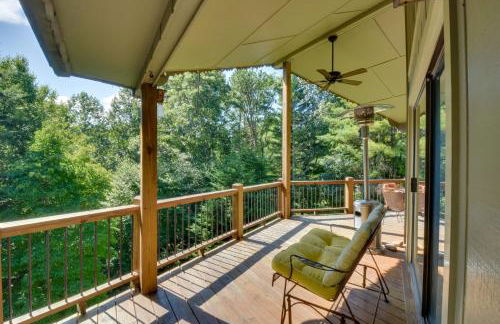 Stunning Dillard Home with Yard in Sky Valley! - Foto 3