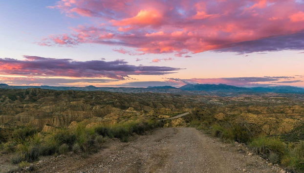 Tour en 4x4 por el desierto de Gorafe - Foto 3, Disfrutando del tour en todoterreno