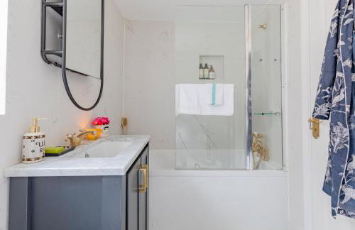 Luxuriously Curated 4BD Home Stoke Newington - Foto 62