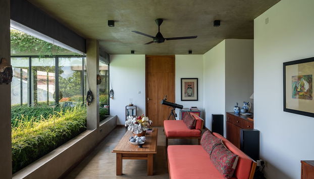 Coin salon dans le hall