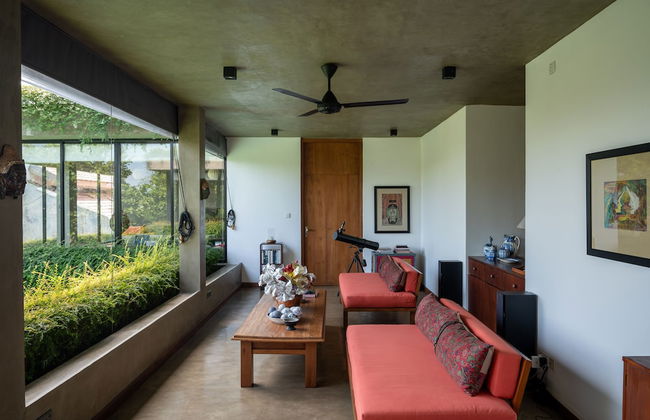 Tranquil Waters - Photo 2