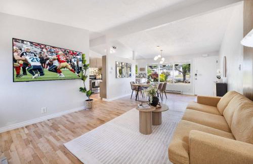 Single-Level 2BR Retreat w Hot Tub & Office - Foto 11