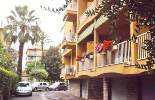 Bordighera centro molto tranquillo - Photo 1