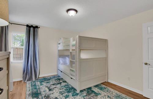 Beach Getaway - Private Heated Pool & 2 King Beds - Foto 9