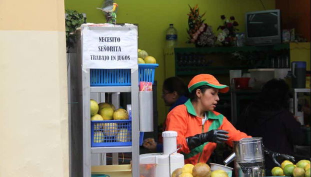 Un abancarella di succhi di frutta