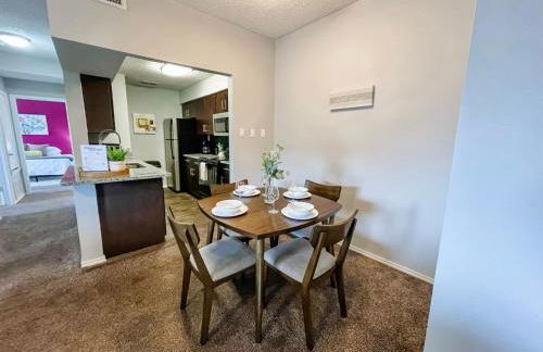 Comfortable Family Stay with Pool, Near Beach - Foto 16