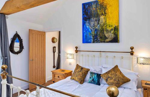 Finest Retreats - The Sett - Photo 9