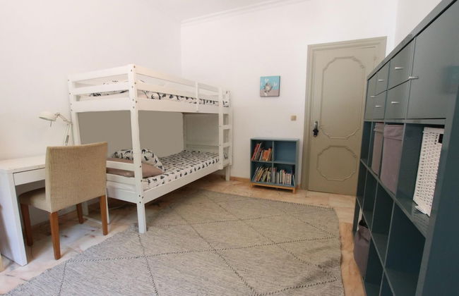 Tess Villa Olmos in M Laga - Foto 9