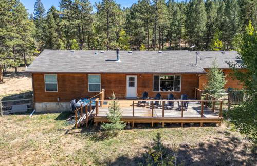 Cozy Wolfcamp Chalet with Hot Tub, Views with Fast Wifi - Foto 32