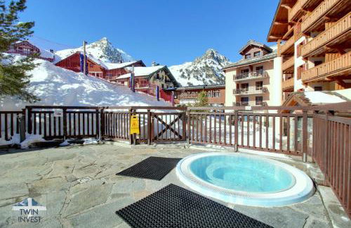 ARC 1950 - Appartement 10 personnes Duplex Cheminée - ski aux pieds - Sauna, Hammam, Jacuzzi - Photo 33