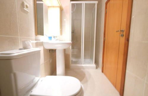 high standard rental in a quality residence with pool, tennis and view of the ocean in antas esposende 12 people - Foto 30