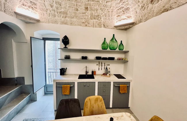 Tiny Townhouse In The Historic Centre - Photo 11