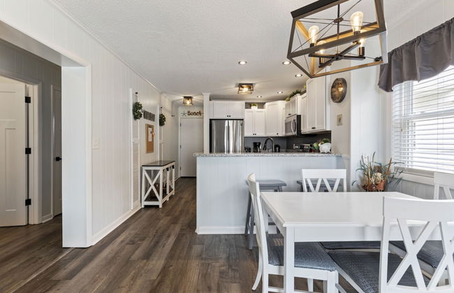 Ocean Pier Beach-view Condos - Foto 9