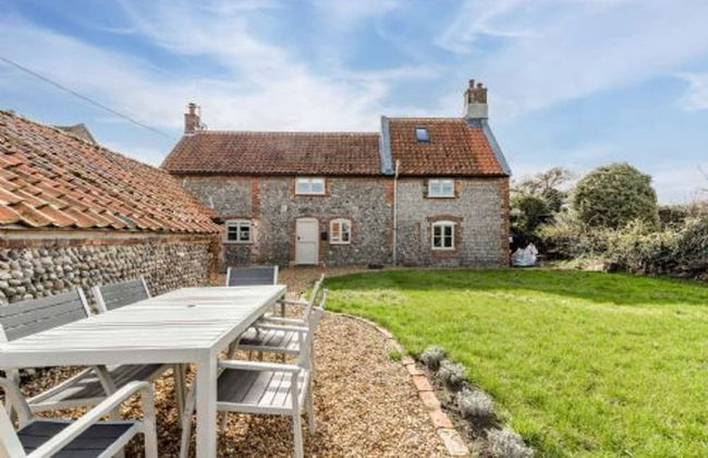 Host Stay White End - Photo 12