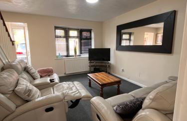 Cosy 2 bedroomed semi detached house - Foto 8