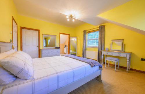 Lilys Pink House - Photo 10