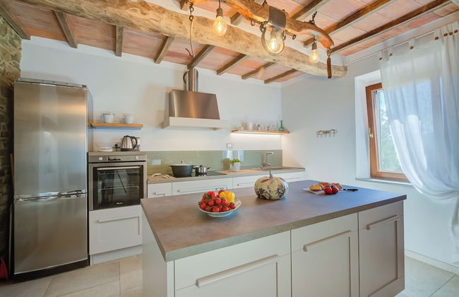 Relaxing Margherita Home Private Garden - Photo 24