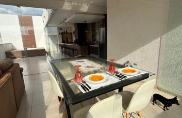 Sobrado espaçoso e aconchegante proximo ao centro - Foto 4