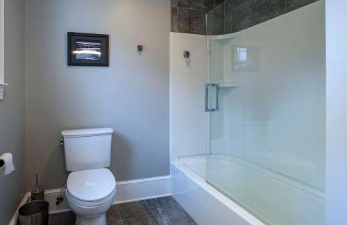 Bayfront Gem with Amazing Water Views and Pond! - Foto 22