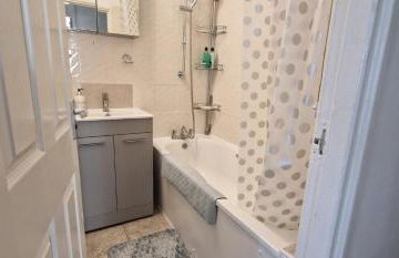 Home for the Holidays - Photo 22