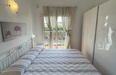 Vermentino - Apartment in Villa - 200m from the Beach - Garden - Wi-Fi - AC - BBQ - Parking - Pet Friendly - Foto 7