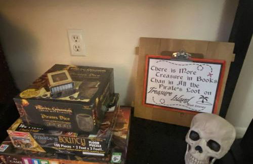 Professor Rousseau's Pirates Lair - Foto 12