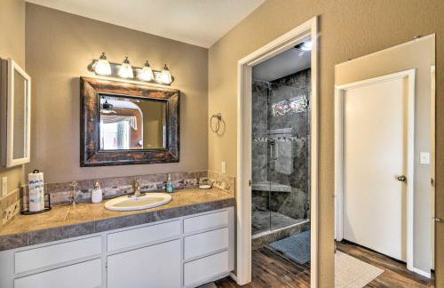 Bullhead City Home w/ Private Pool, Hot Tub & View - Foto 14