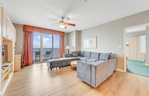 10th Floor Oasis Stunning 2BR with Spacious Private Double Balcony at The Wyndahm Ocean Walk Resort - Foto 6