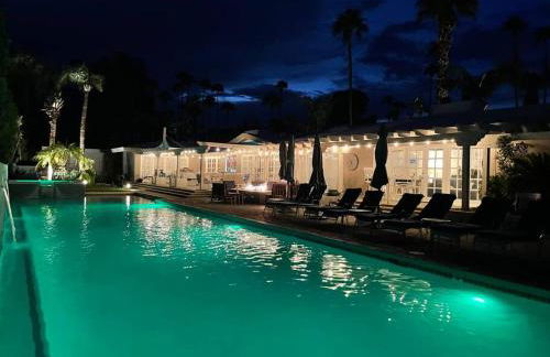 Near Downtown Palm Springs, 7 BD 7 BTH, 80FT Pool, Pickleball - Foto 21