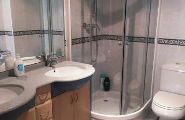 Avenida de Alicante en Elche con Wifi, Smart TV, Aire Acondicionado - Foto 10