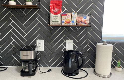 Uniquely remodeled historical district home - Foto 4