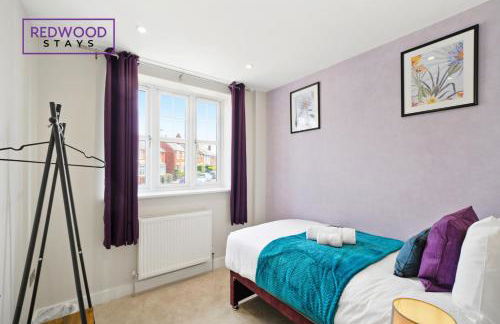 Spacious 4 Bedroom 2 Bath Serviced Home For Contractors & Families with X2 Free Parking Spaces, Fast WiFi - Hosted By Redwood Stays - Foto 47