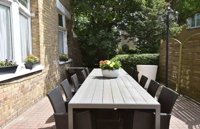 Former Hotel in the Centre and Near the Beach in Panne - Foto 32