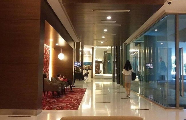 The Manor Luxury Suites & Apartments - Foto 3