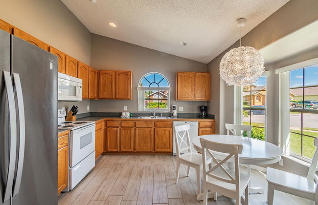 Santee Villa - Photo 10