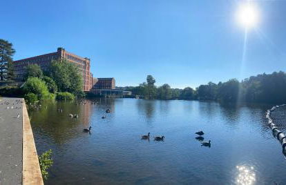 Fabulous 2 bed Historic Ground floor apartment Belper with free car parking next to property - Foto 57