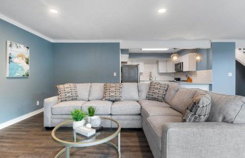 Our Cove Retreat - Perfect for Wave-Free Swimming, Tanning & Prime Location Fun! - Foto 4