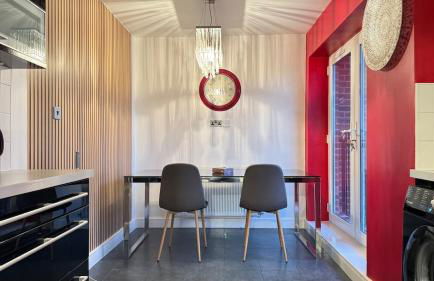 Spacious 2-Bedroom Duplex with Jacuzzi Bath and Free Gated Parking - Foto 40