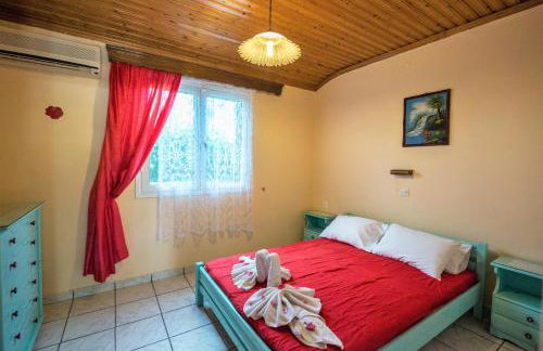 Villa Eleni Holiday Resort 4' walk to Beach with Pool - Ideal for Families and Couples - Foto 3