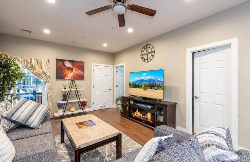 Luxury Home Downtown NAU Route 66 Snowbowl - Foto 2