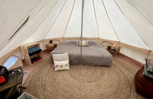 Amazing Equipped Bell Tent Nestled Among Nature in New York - Foto 7